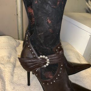Brown Diamond Studded Pointy Toe Boots